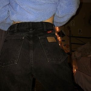 rare vintage Wrangler black high waisted jeans!!!!